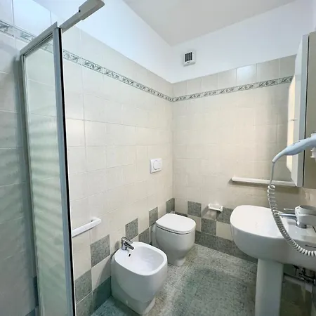Functional Flat Just 50mt From The * リニャーノ・サッビアドーロ